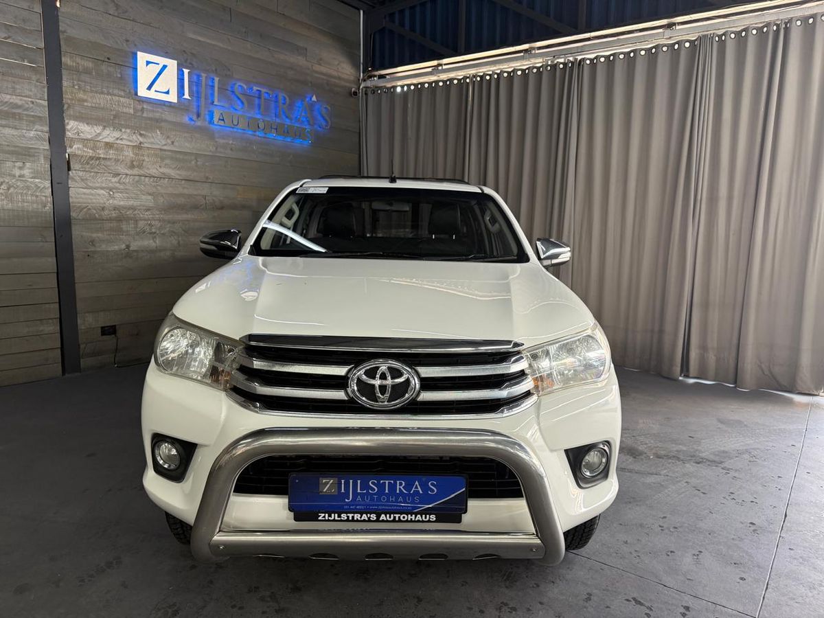 2016 Toyota Hilux 2.8 GD-6 Raised Body Raider Extended Cab