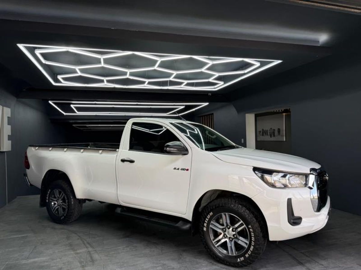 2024 Toyota Hilux 2.4 GD-6 Raised Body Raider Single-Cab