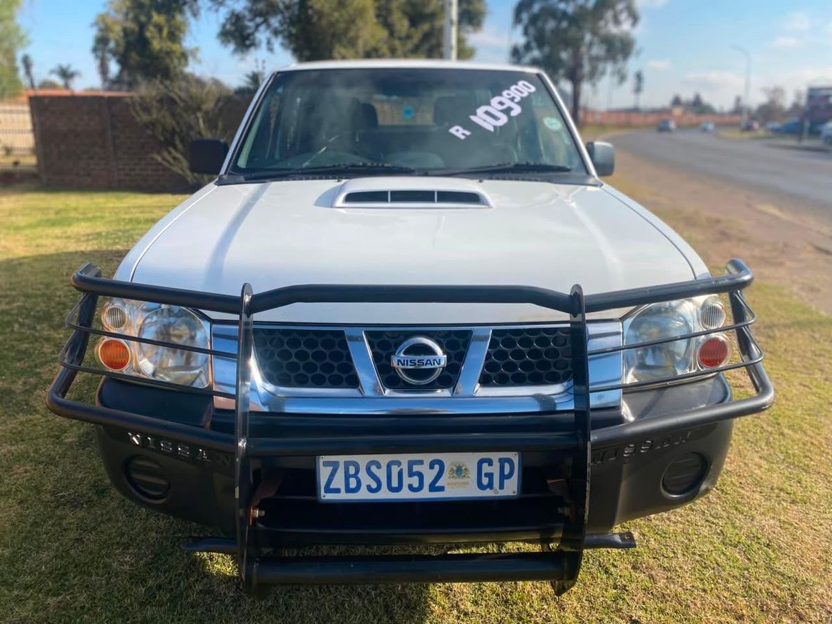 2012 Nissan NP300 2.5 TDi Double-Cab