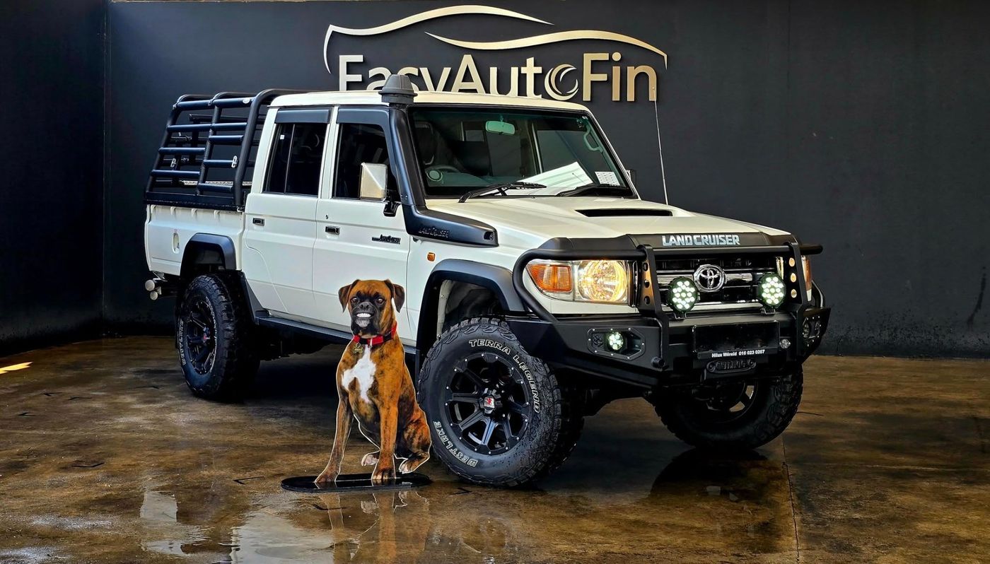 2018 Toyota Land Cruiser 79 4.5 D Double-Cab