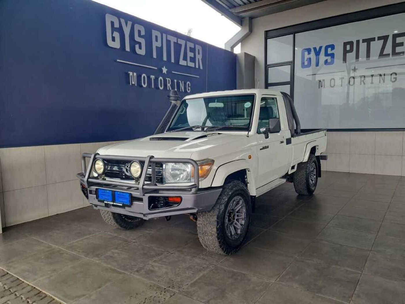 2018 Toyota Land Cruiser 79 4.5 D Single-Cab
