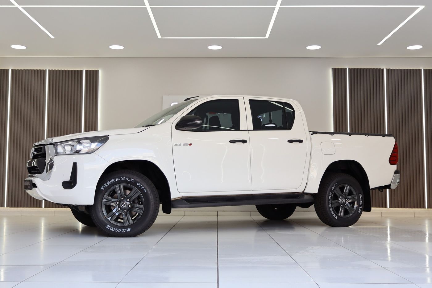 2024 Toyota Hilux 2.4 GD-6 Raised Body Raider Auto Double-Cab