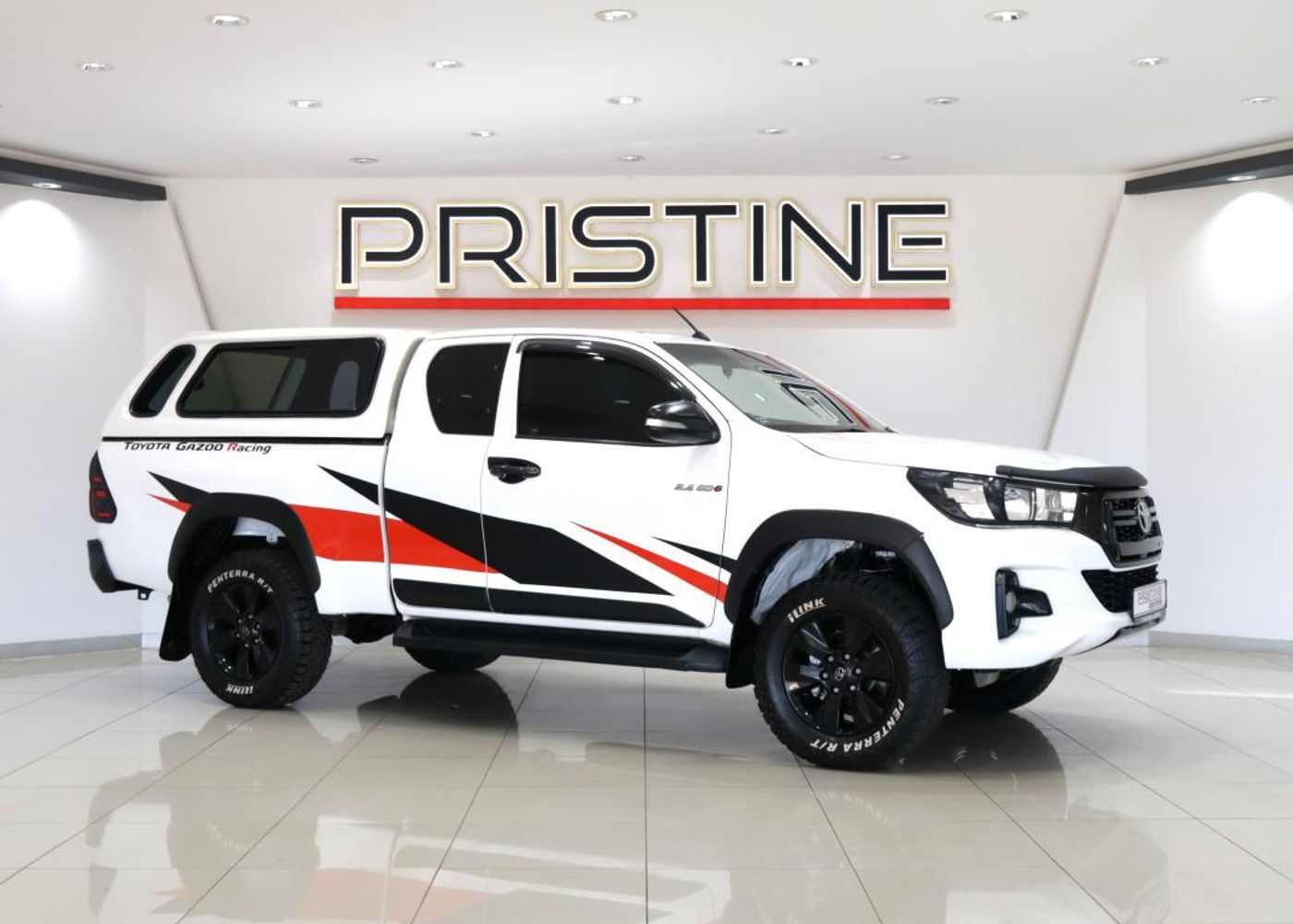2017 Toyota Hilux 2.4 GD-6 Raised Body SRX Extended Cab