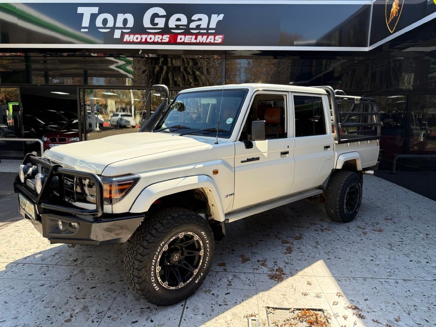 2015 Toyota Land Cruiser 79 4.0 Double-Cab