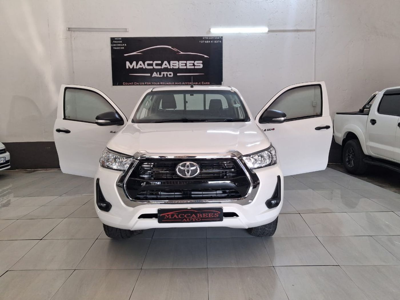 2019 Toyota Hilux 2.4 GD-6 Raised Body SRX Extended Cab