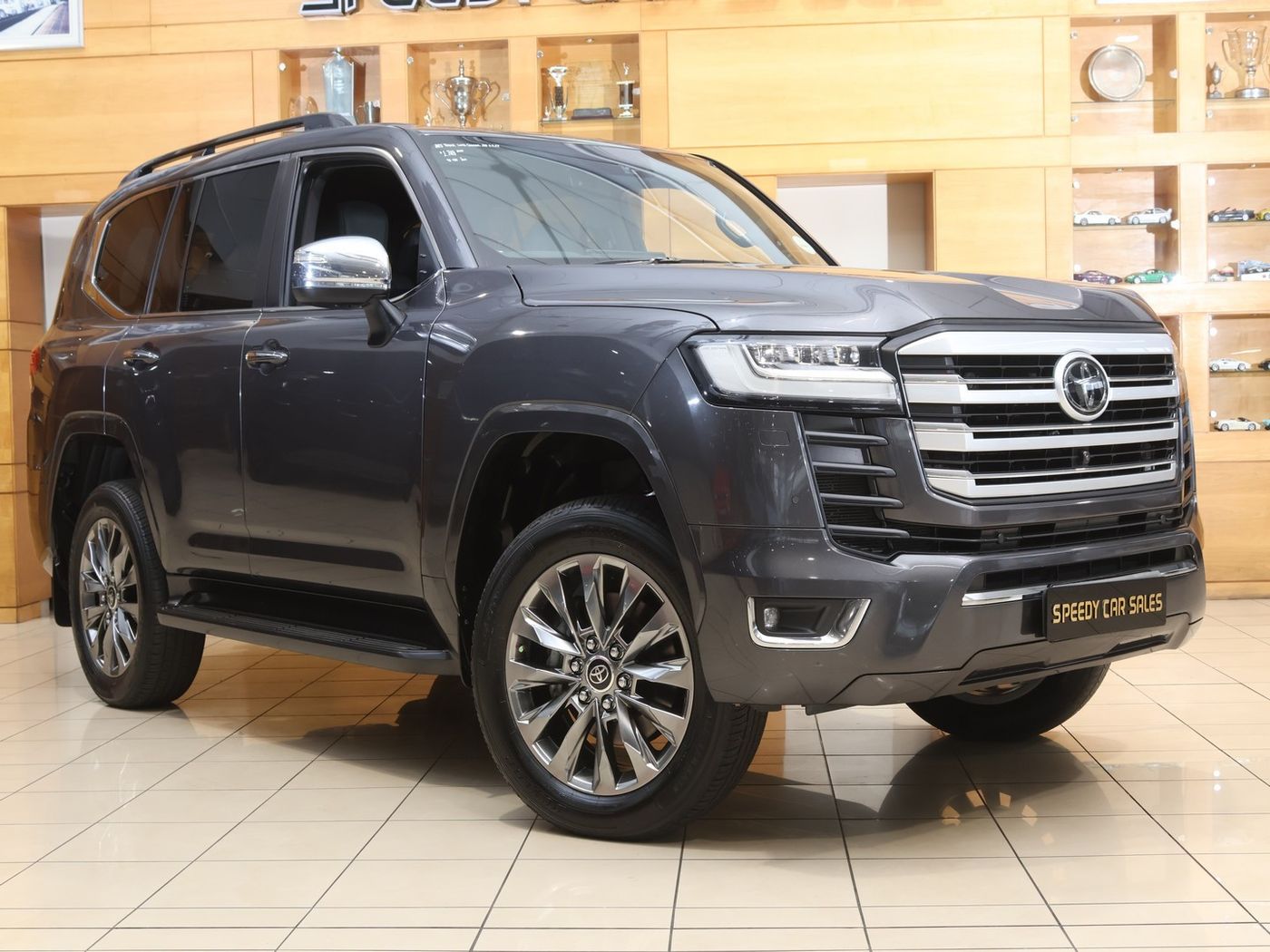 2023 Toyota Land Cruiser 300 V6 3.5 T ZX