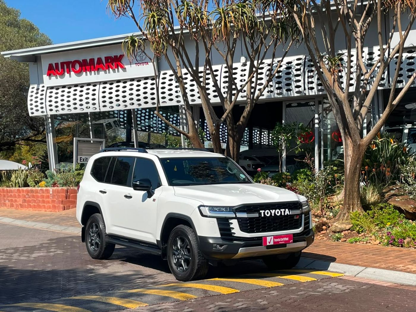 2026 Toyota Land Cruiser 300 V6 3.3D GR-S