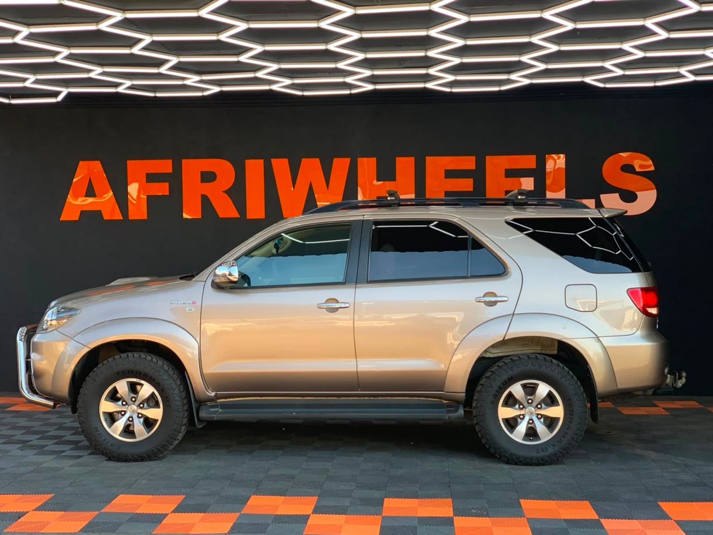 2008 Toyota Fortuner 3.0 D-4D Raised Body