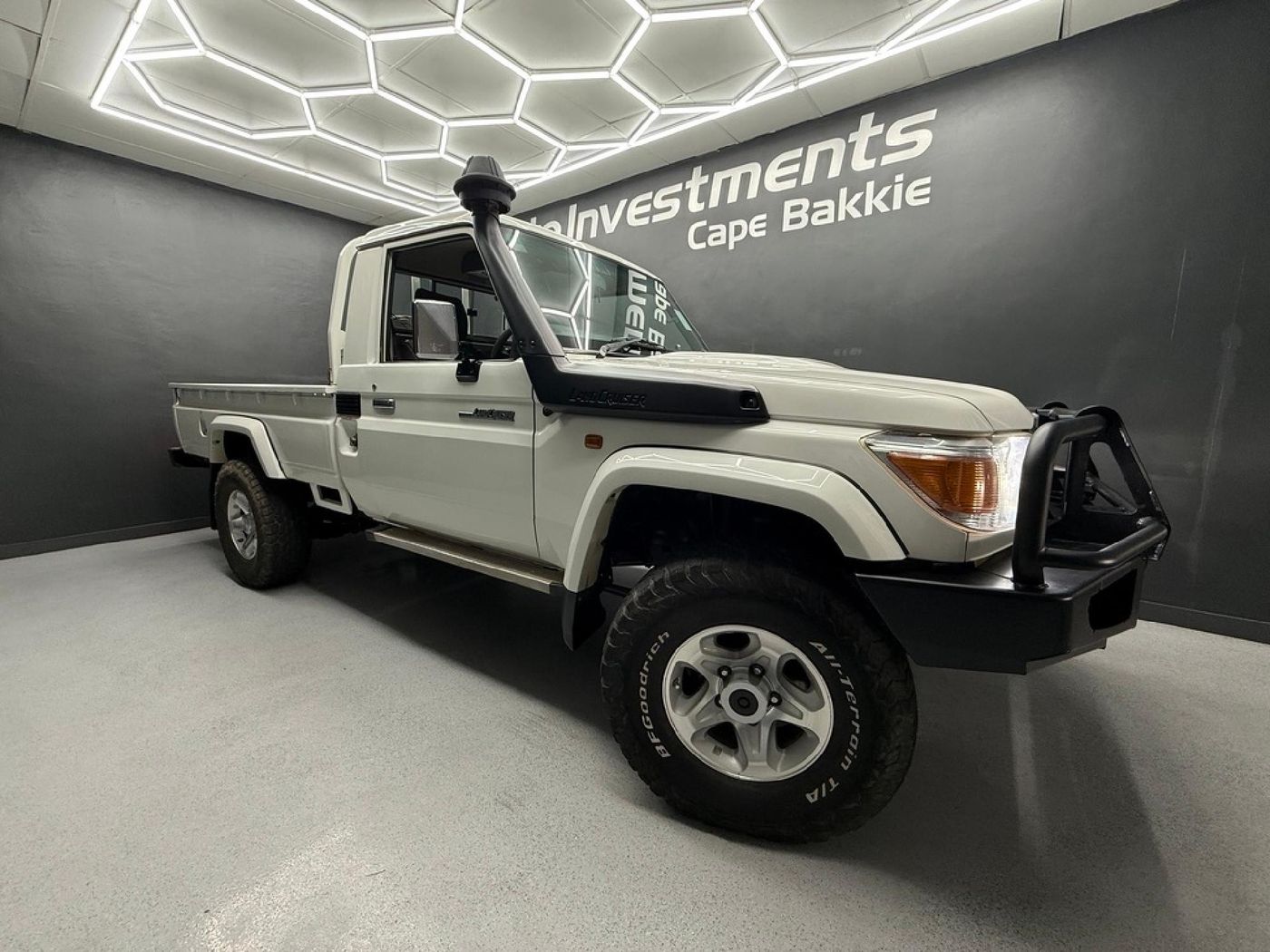 2021 Toyota Land Cruiser 79 4.5 D Single-Cab