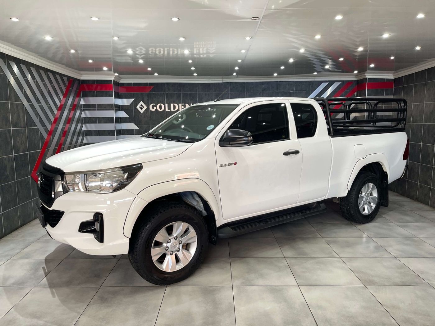 2020 Toyota Hilux 2.4 GD-6 Raised Body SRX Auto Extended Cab