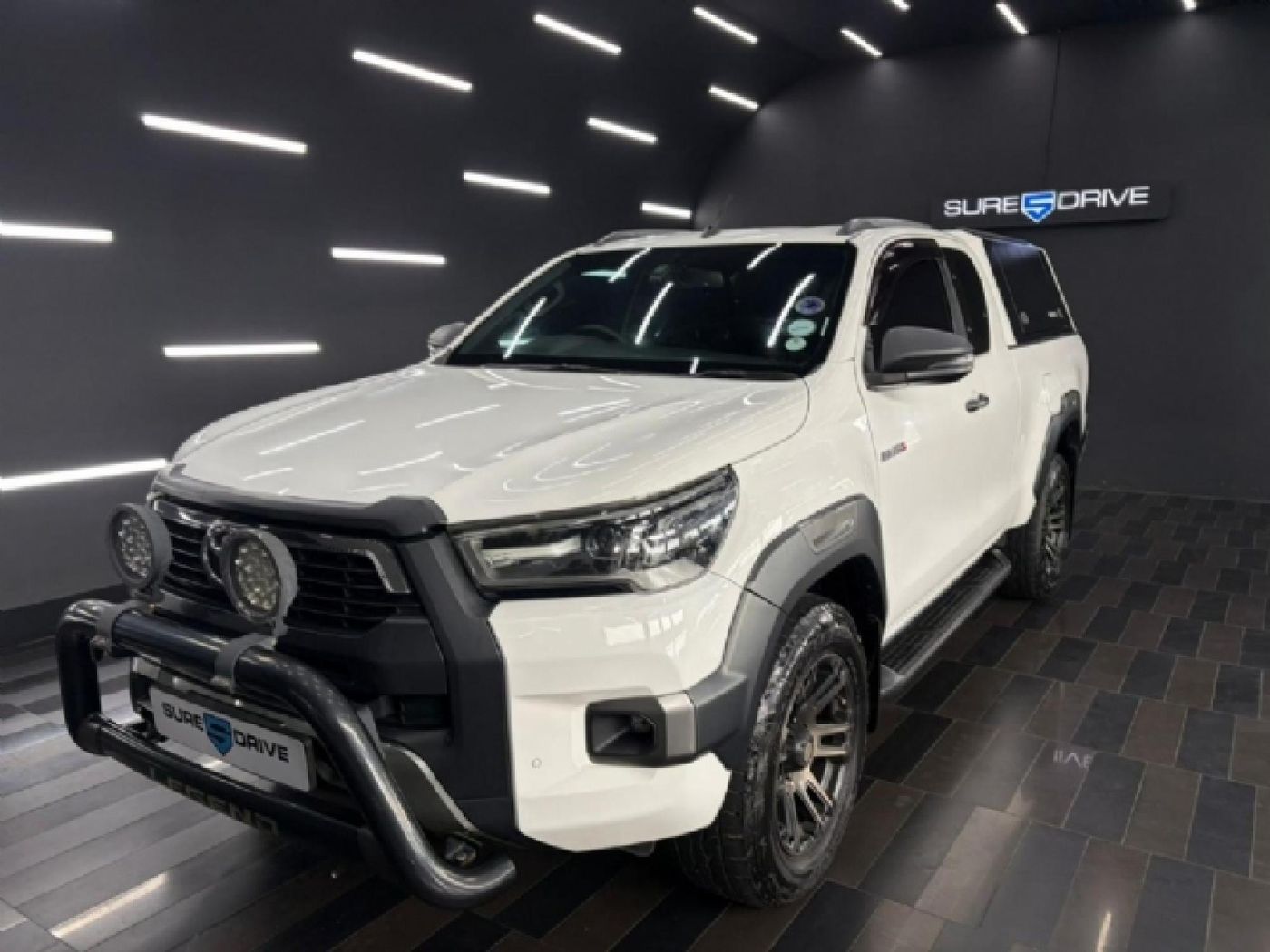 2022 Toyota Hilux 2.8 GD-6 Raised Body Legend 4x4 Auto Extended Cab