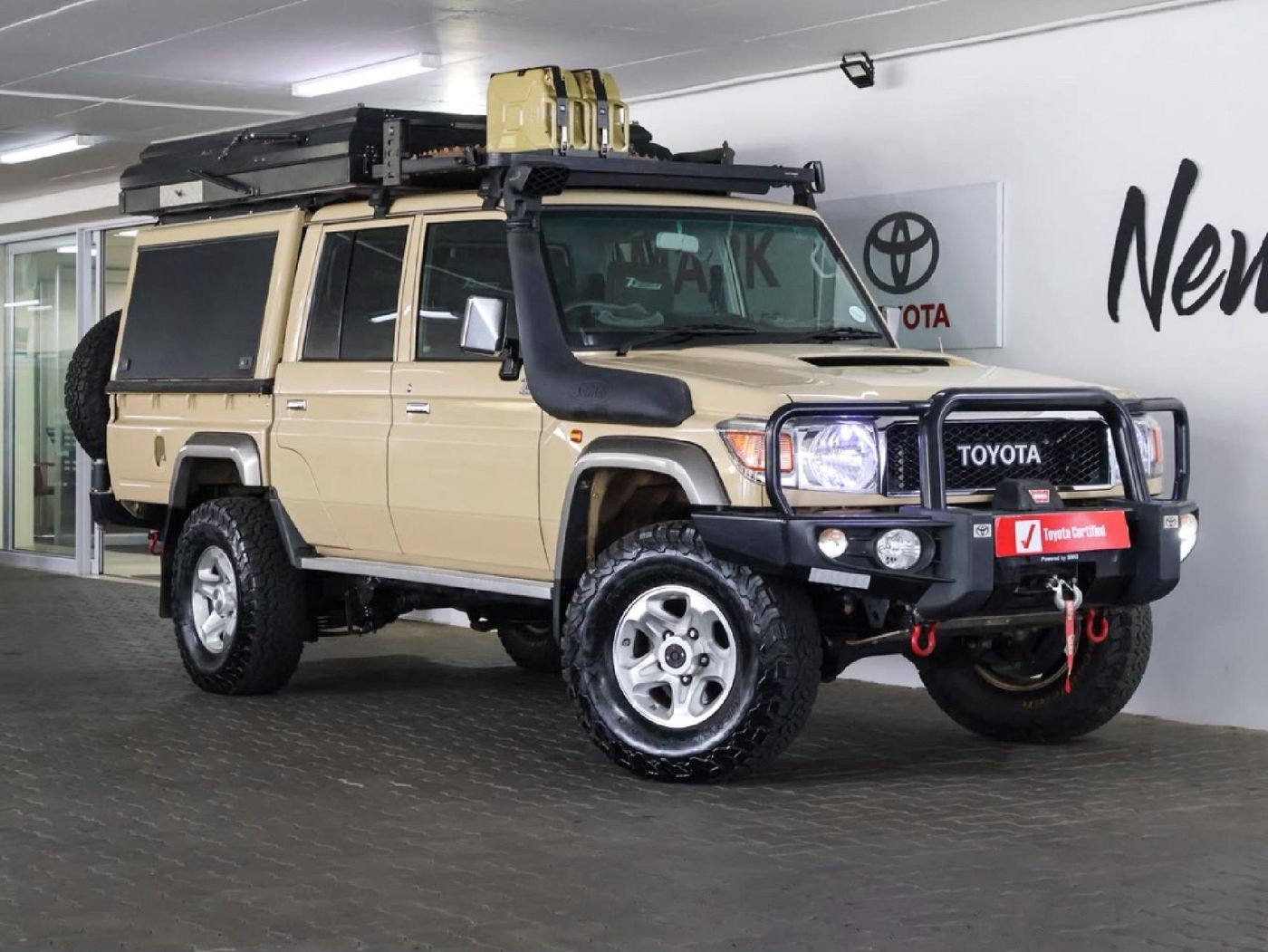 2022 Toyota Land Cruiser 79 4.5 D 70th Edition Double-Cab