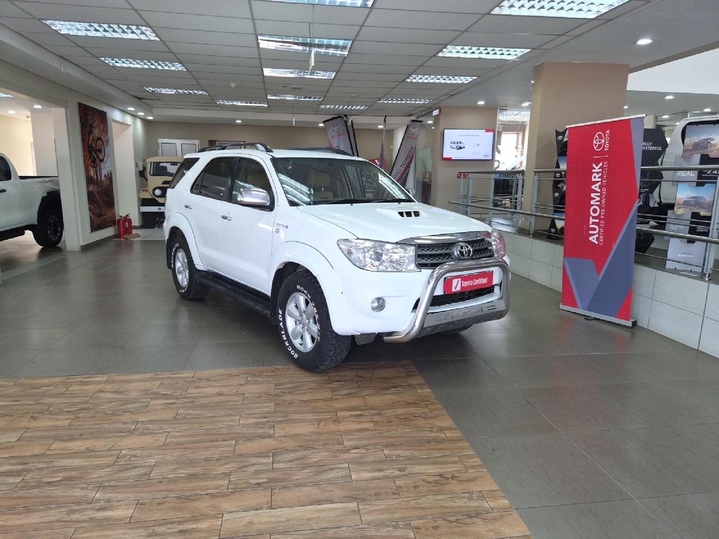 2011 Toyota Fortuner 3.0 D-4D Raised Body Auto