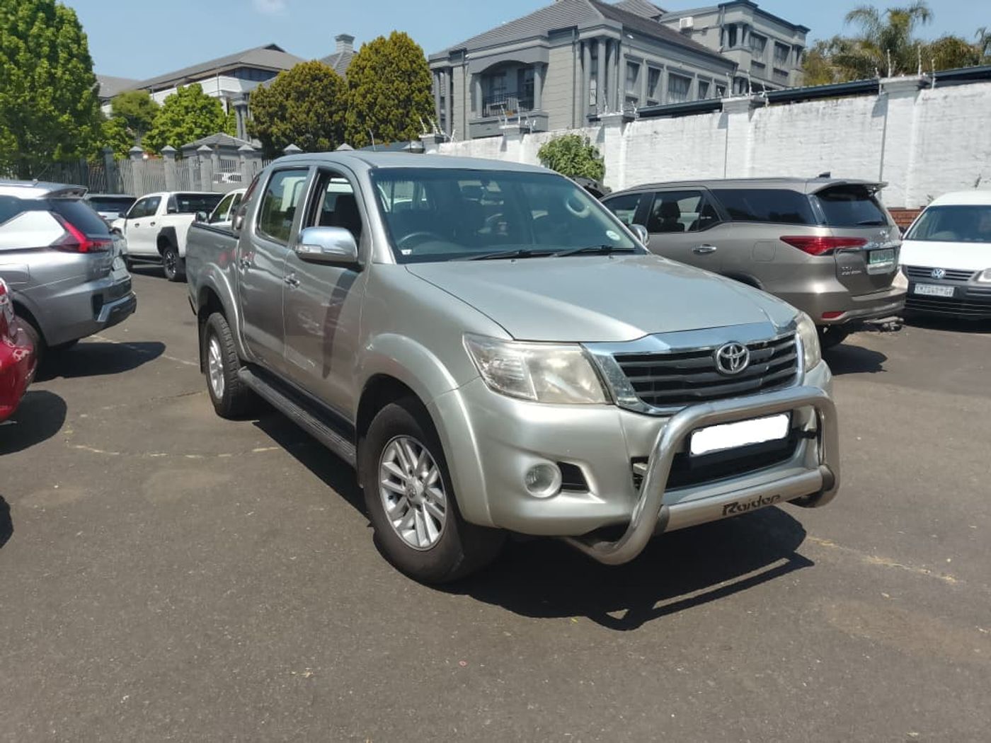 2014 Toyota Hilux 2.7 VVTi Raider Raised Body Double-Cab