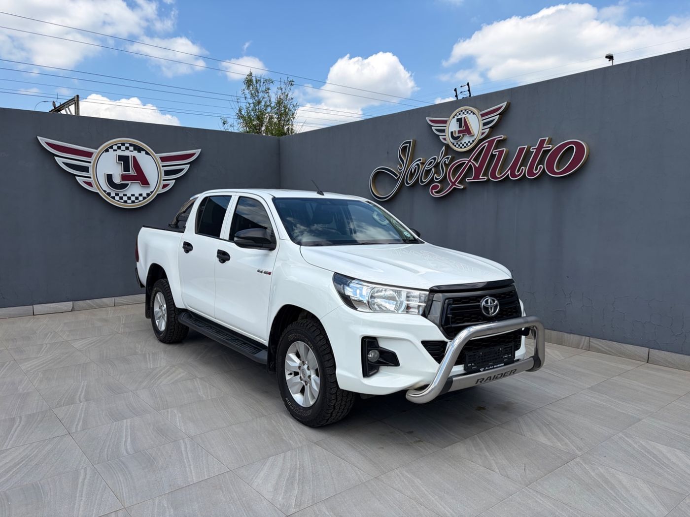 2018 Toyota Hilux 2.4 GD-6 Raised Body SRX Double-Cab