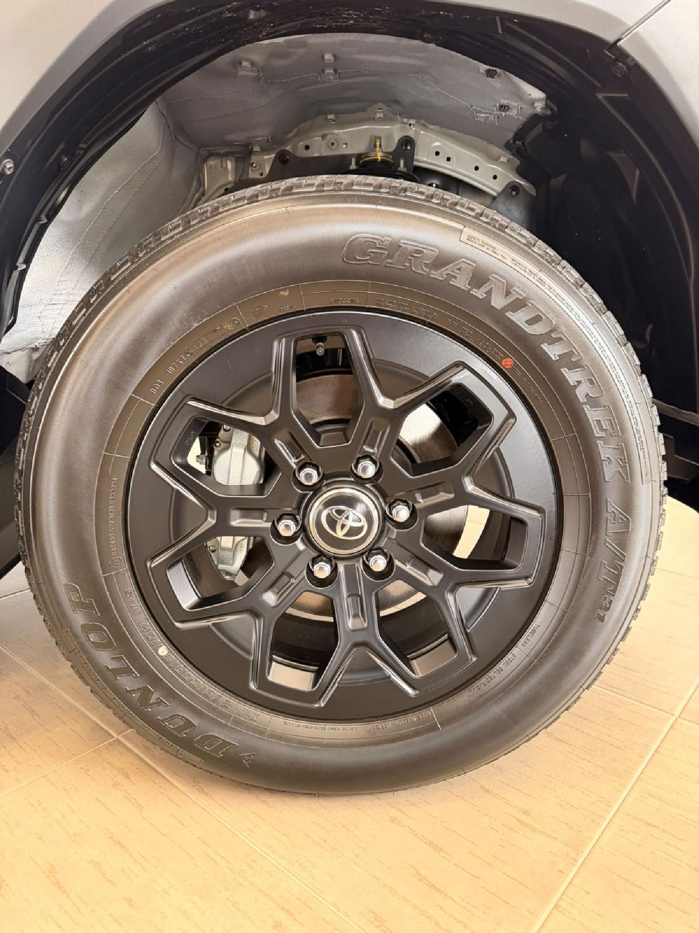 2026 Toyota Hilux 2.8 GD-6 RB Legend Auto Double-Cab (Mhev)