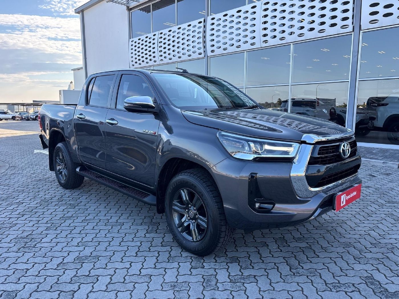 2023 Toyota Hilux 2.8 GD-6 Raised Body Raider Auto Double-Cab