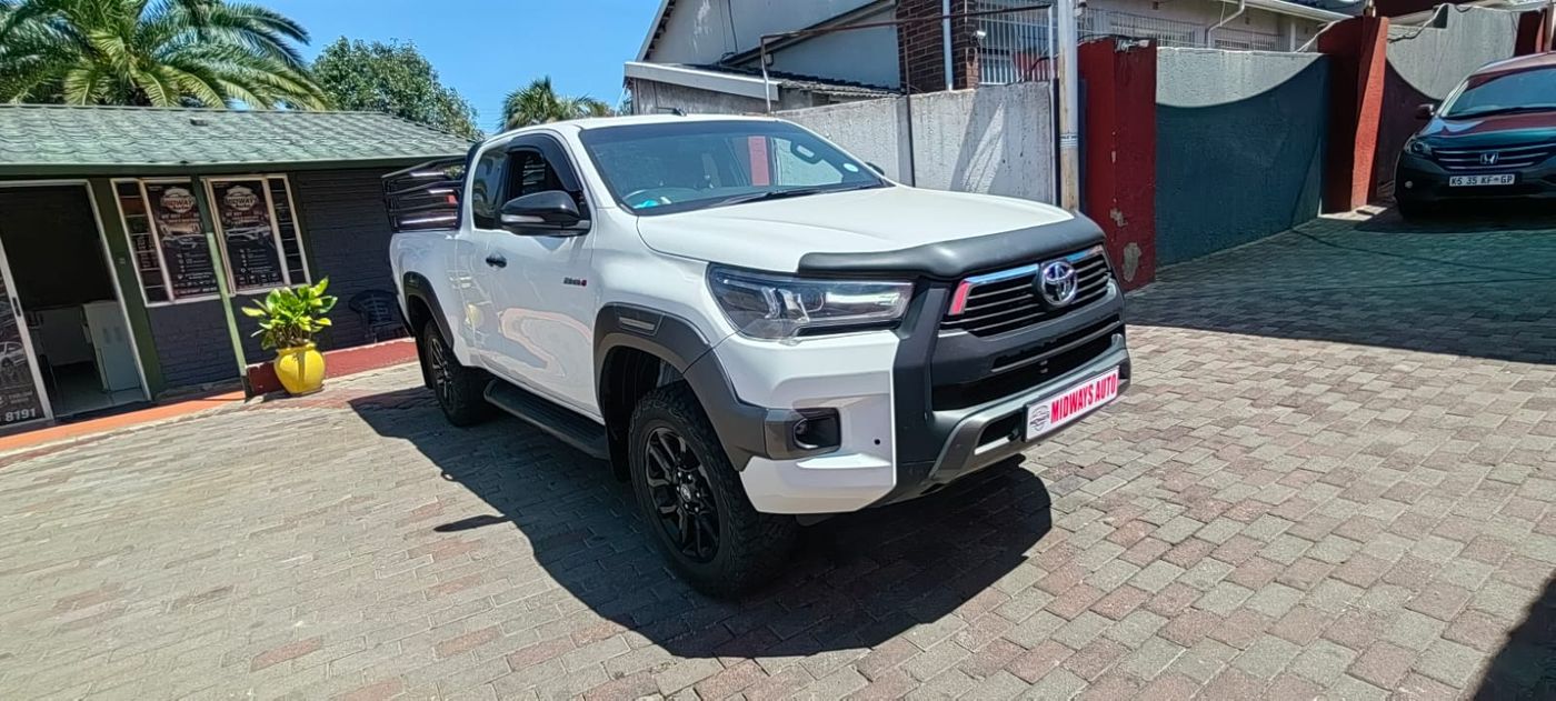 2022 Toyota Hilux 2.8 GD-6 Raised Body Legend 4x4 Extended Cab