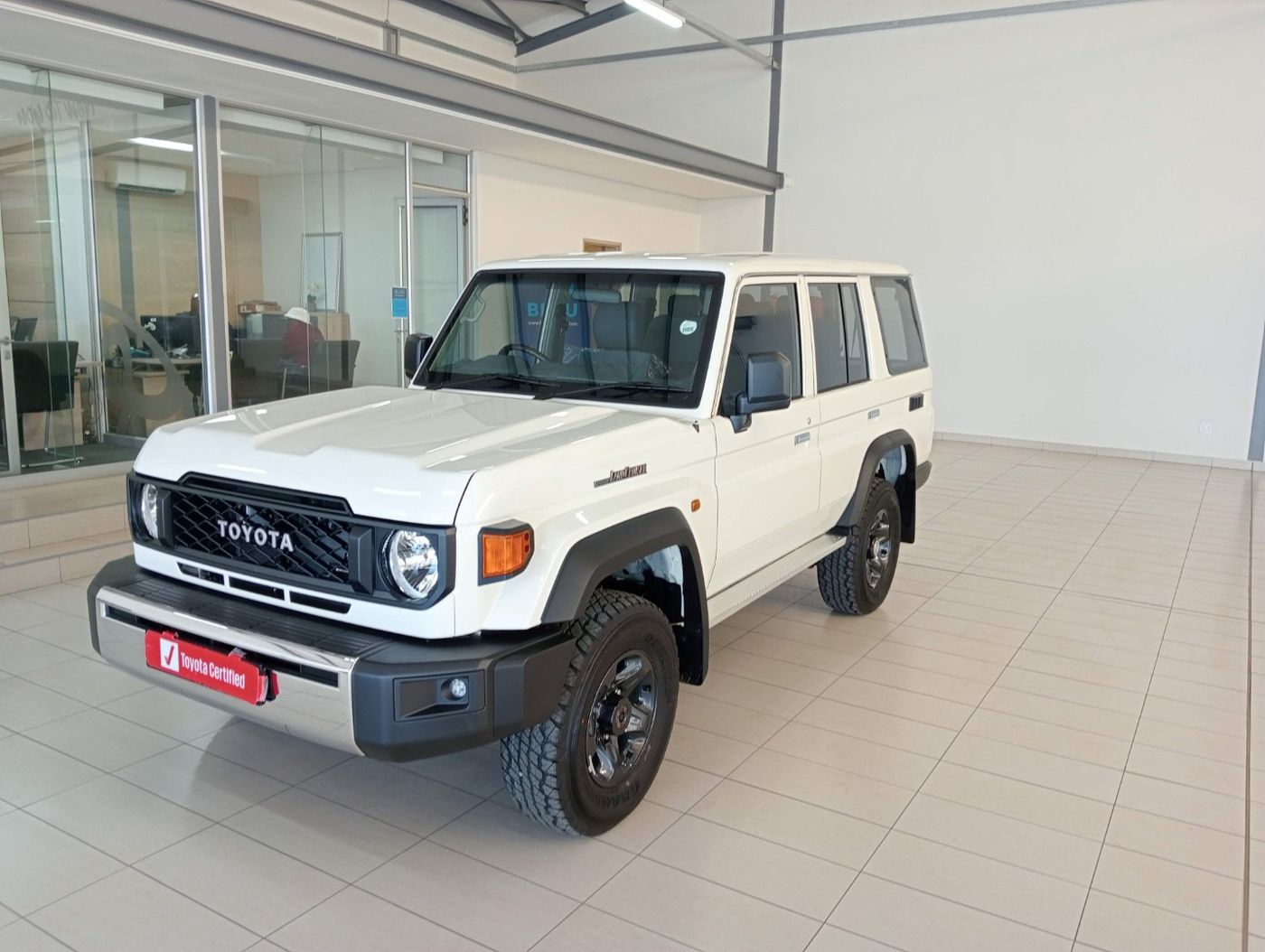 2026 Toyota Land Cruiser 76 2.8GD-6 Station Wagon LX