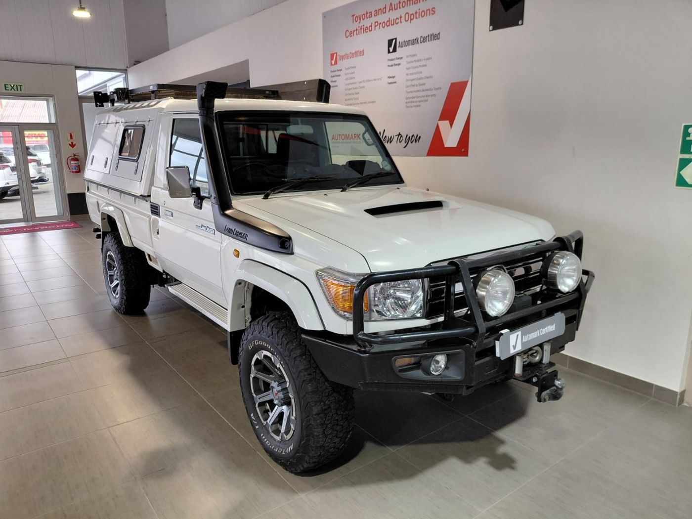 2015 Toyota Land Cruiser 79 4.5 D Single-Cab