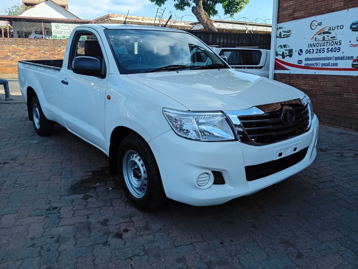 2014 Toyota Hilux 2.5 D-4D Single-Cab
