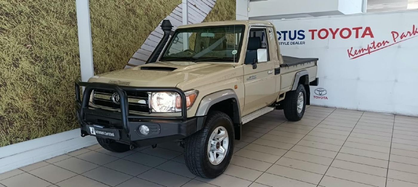 2018 Toyota Land Cruiser 79 4.5 D Single-Cab