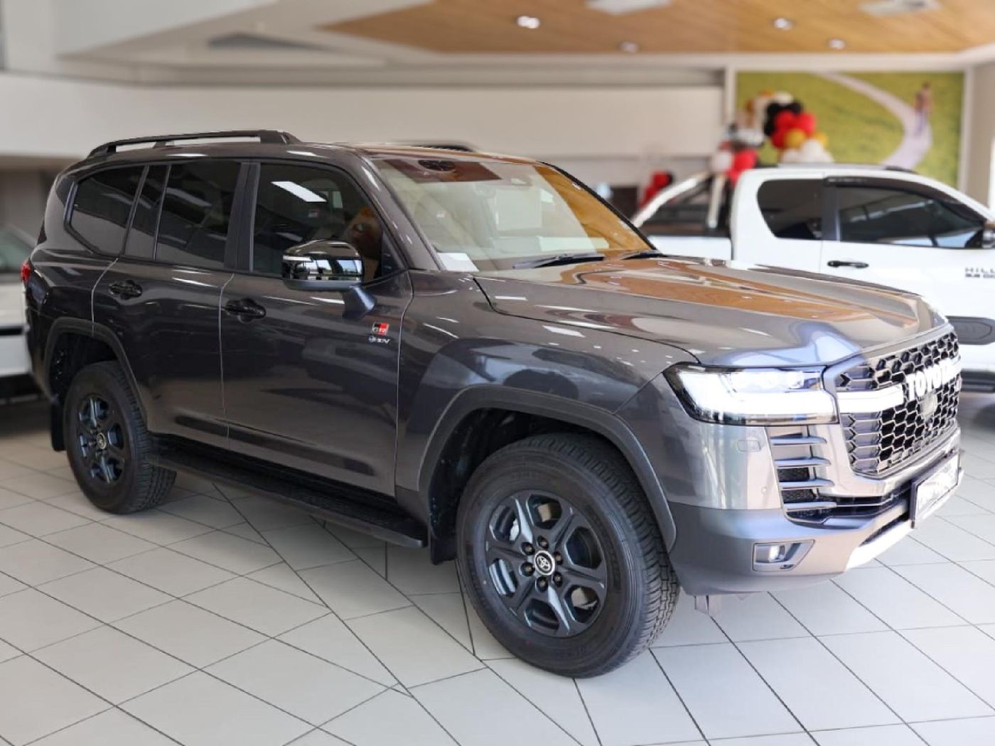 2026 Toyota Land Cruiser 300 V6 3.5T 1M Hev ZX
