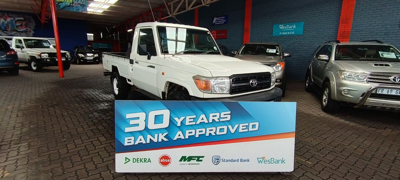 2012 Toyota Land Cruiser 79 4.2 D Single-Cab
