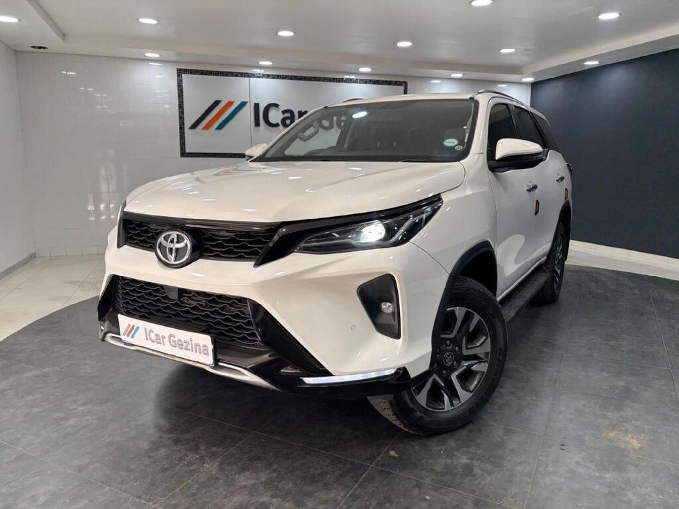 2023 Toyota Fortuner 2.4 GD-6 Raised Body Auto