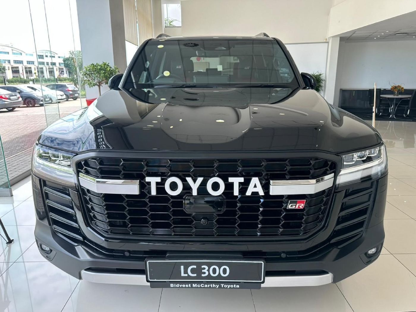 2026 Toyota Land Cruiser 300 V6 3.5T 1M Hev GR-S