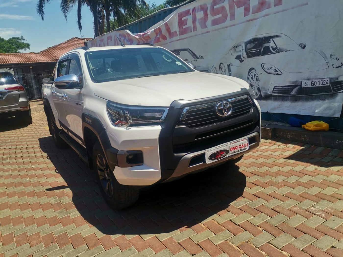 2017 Toyota Hilux 2.8 GD-6 Raider Body Double-Cab Auto (Diesel, Auto