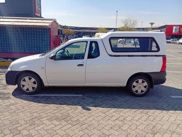 2022 Nissan NP200 1.6 A/C Safety Pack, photo 3