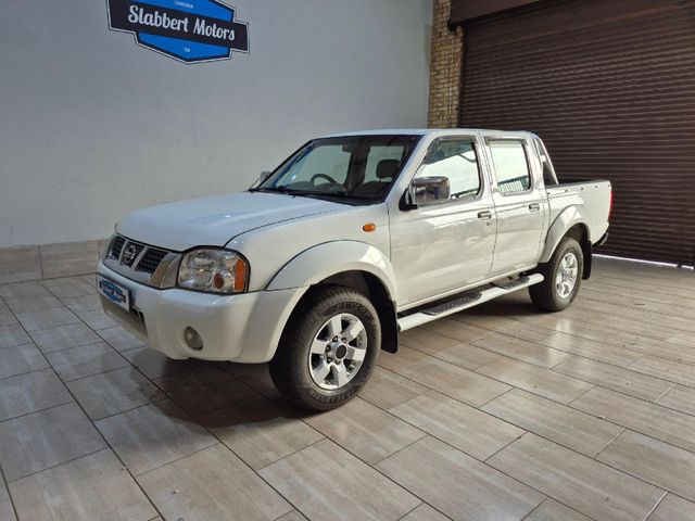 2014 Nissan NP300 2.4i Hi-Rider 4x4 Double-Cab