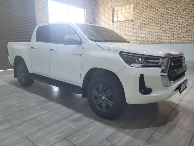 2022 Toyota Hilux 2.8 GD-6 Raised Body Raider Auto Double-Cab, photo 4
