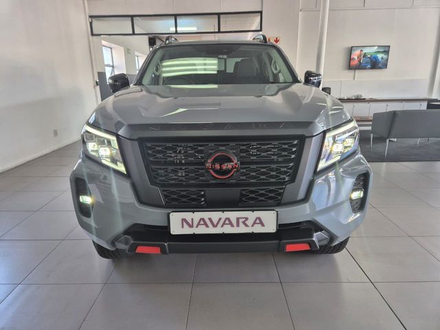 2026 Nissan Navara 2.5 DDTi PRO-4X 4X4 Auto Double-Cab, photo 2