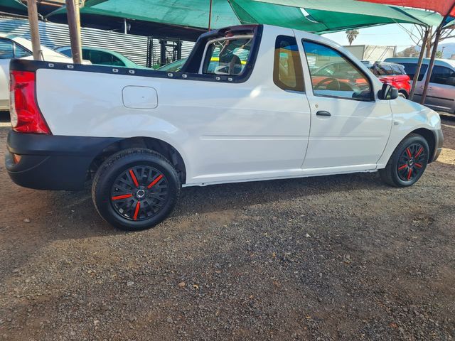 2019 Nissan NP200, photo 4
