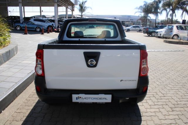 2020 Nissan NP200 1.6, photo 2