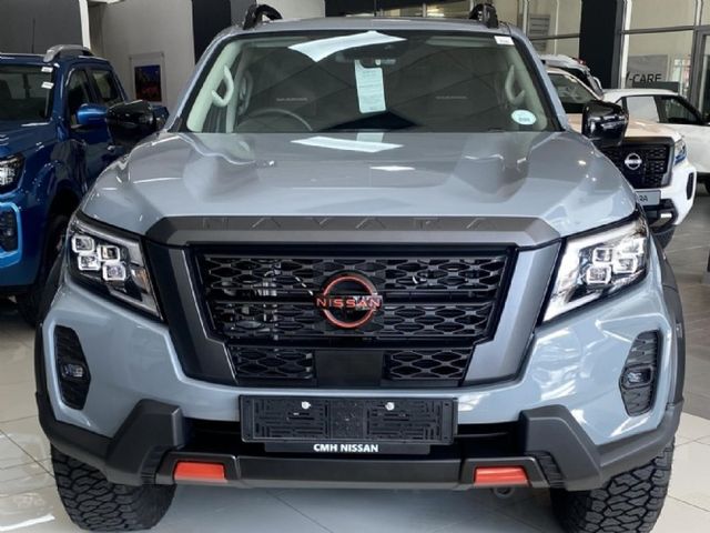 2025 Nissan Navara 2.5DDTi PRO-4X Warrior 4x4 Double-Cab Auto, photo 3