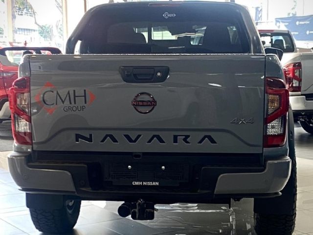 2025 Nissan Navara 2.5DDTi PRO-4X Warrior 4x4 Double-Cab Auto, photo 4