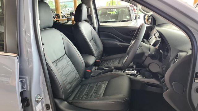 2026 Nissan Navara 2.5 DDTi PRO-2X Auto Double-Cab, photo 4
