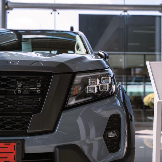 2026 Nissan Navara 2.5DDTi PRO-4X Warrior 4x4 Double-Cab Auto, photo 2
