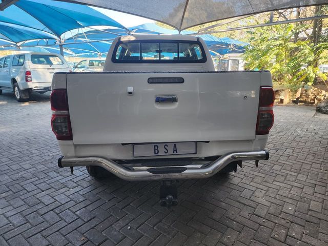 2015 Toyota Hilux Double Cab DC 3.0 D4D 4X4 Legend 45, photo 3