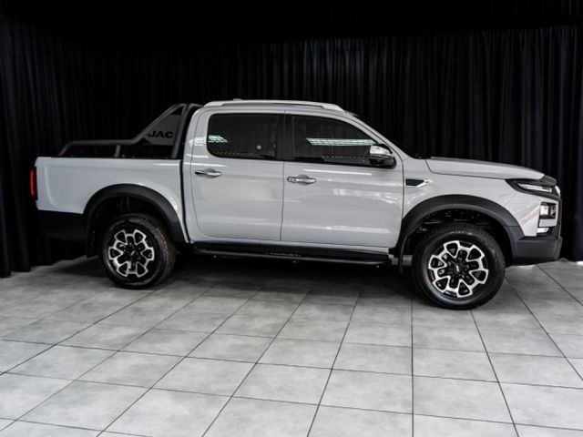 2025 JAC T9 2.0 CTI Lux Auto Double-Cab, photo 3