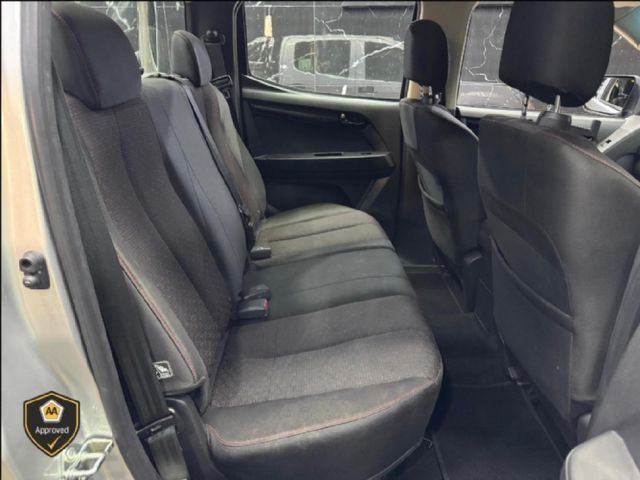 2022 Isuzu D-Max 250 HO Hi-Rider Auto Double-Cab, photo 5