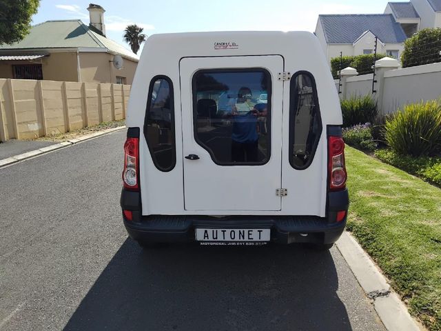 2019 Nissan NP200 1.6 A/C Safety Pack, photo 3