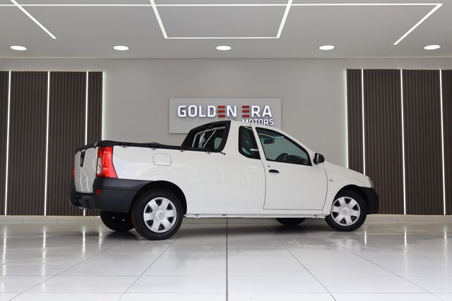 2023 Nissan NP200 1.6 A/C Safety Pack, photo 5
