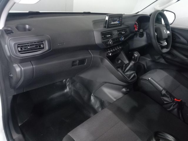 2026 Peugeot Landtrek 1.9D Professional Single Cab
