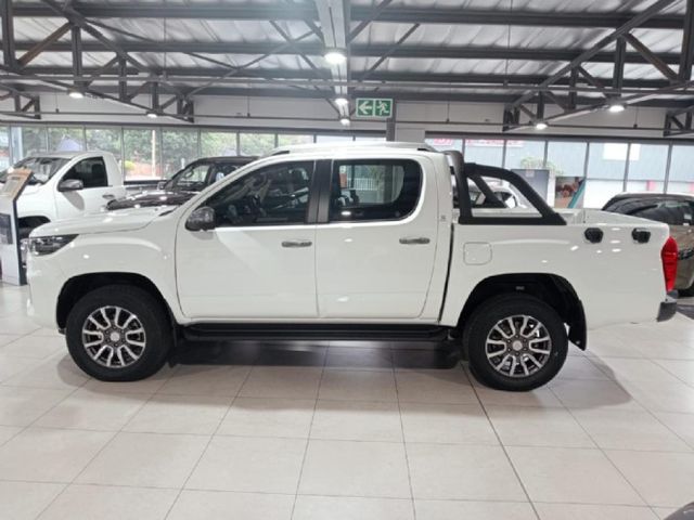 2026 Foton Tunland 2.0T G7 Exalted 4x4 Double-Cab Auto, photo 2