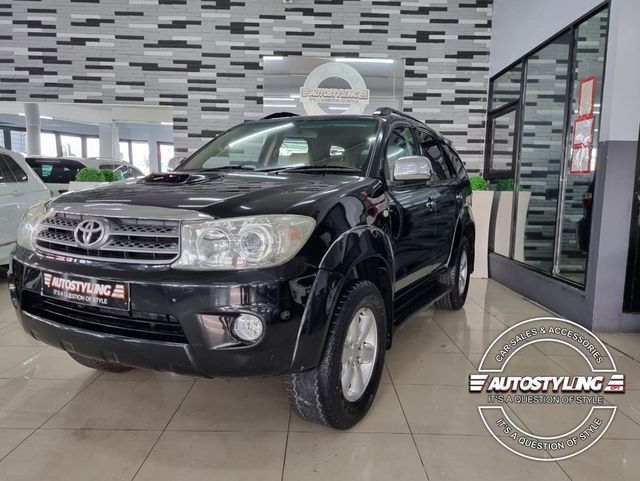 2010 Toyota Fortuner 3.0 D-4D Raised Body