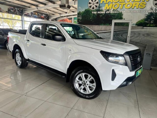 2022 Nissan Navara 2.5 DDTi SE Plus Auto Double-Cab